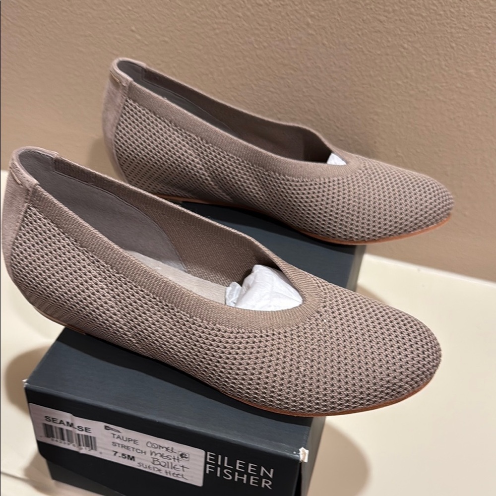 Eileen Fisher Taupe Suede Wedge Ballet Flats - Picture 5 of 6